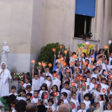 Religiose dei Sacri Cuori di Gesù e Maria